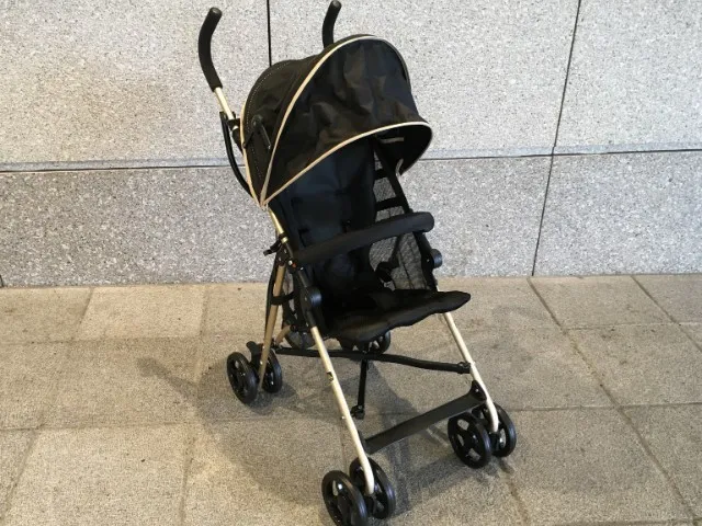 ベビーカー